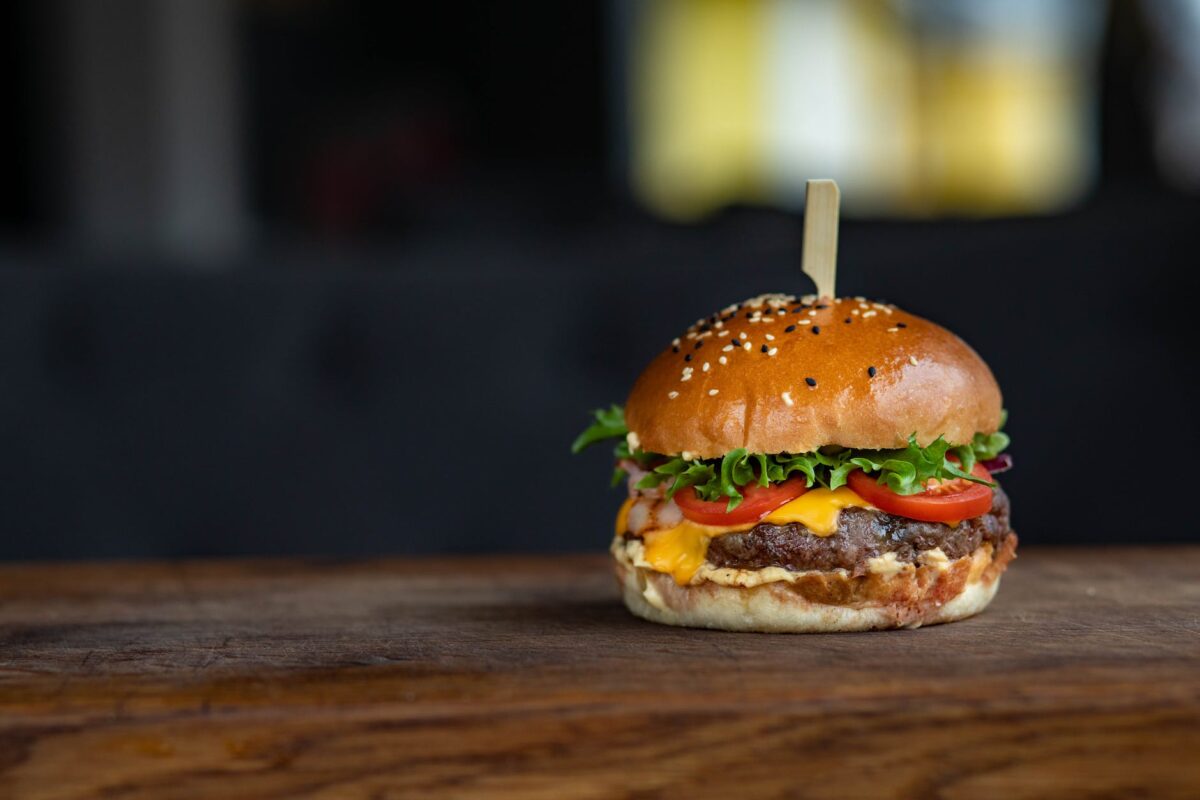 close up photo of burger